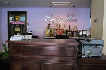 ホテル Somjai House シーラーチャー エクステリア 写真