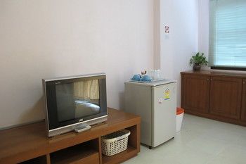 ホテル Somjai House シーラーチャー エクステリア 写真